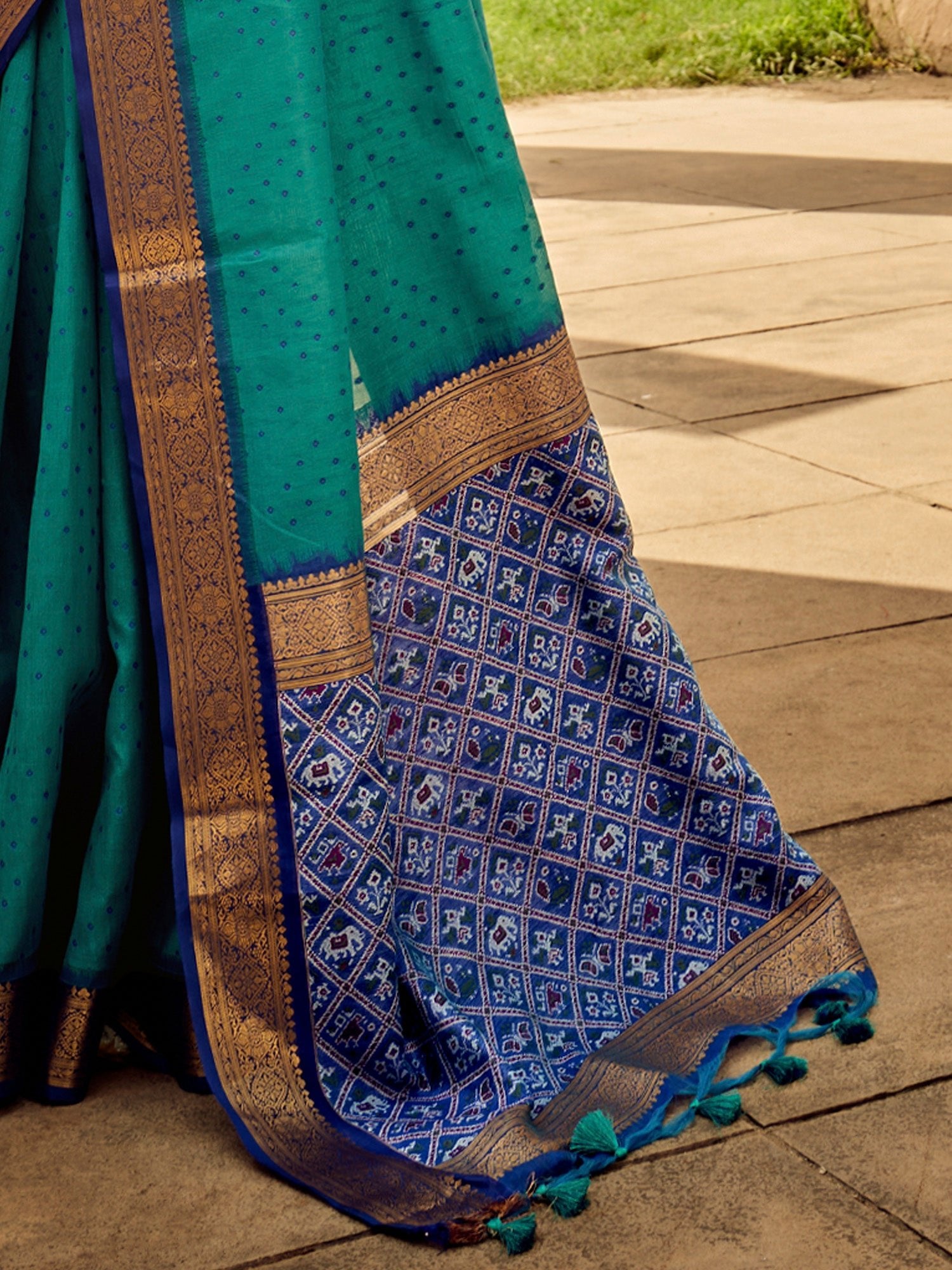 Teal Green Silk Blend&Patola Print Border Saree - Ressa