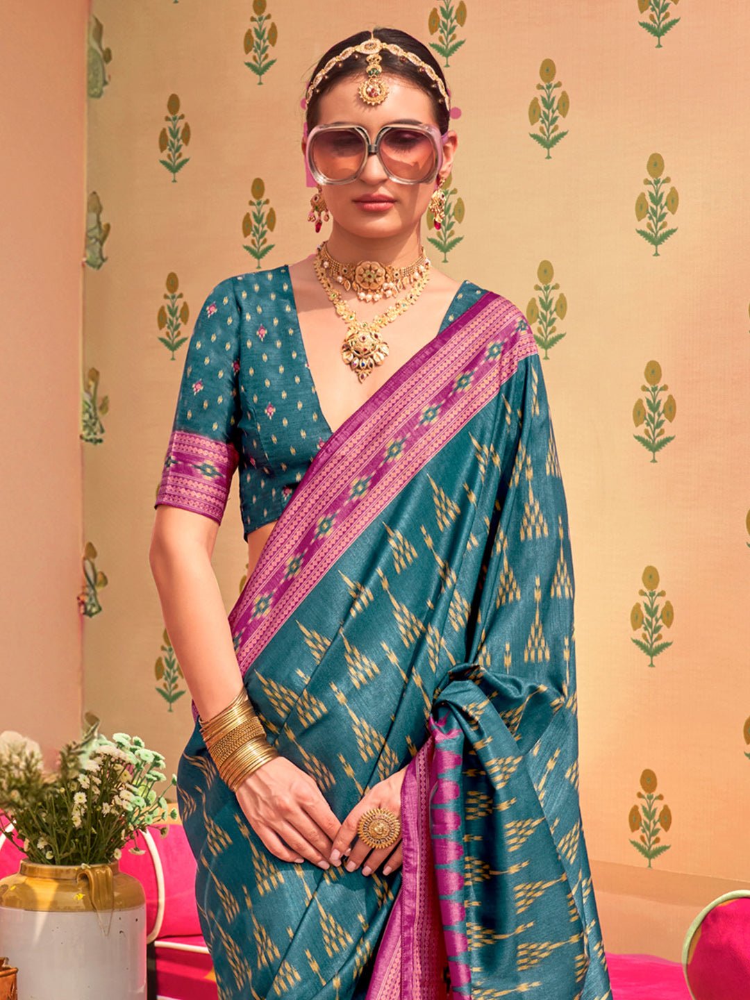 Teal Patola Silk Blend Woven Motifs Pink Border Blouse Saree - Ressa