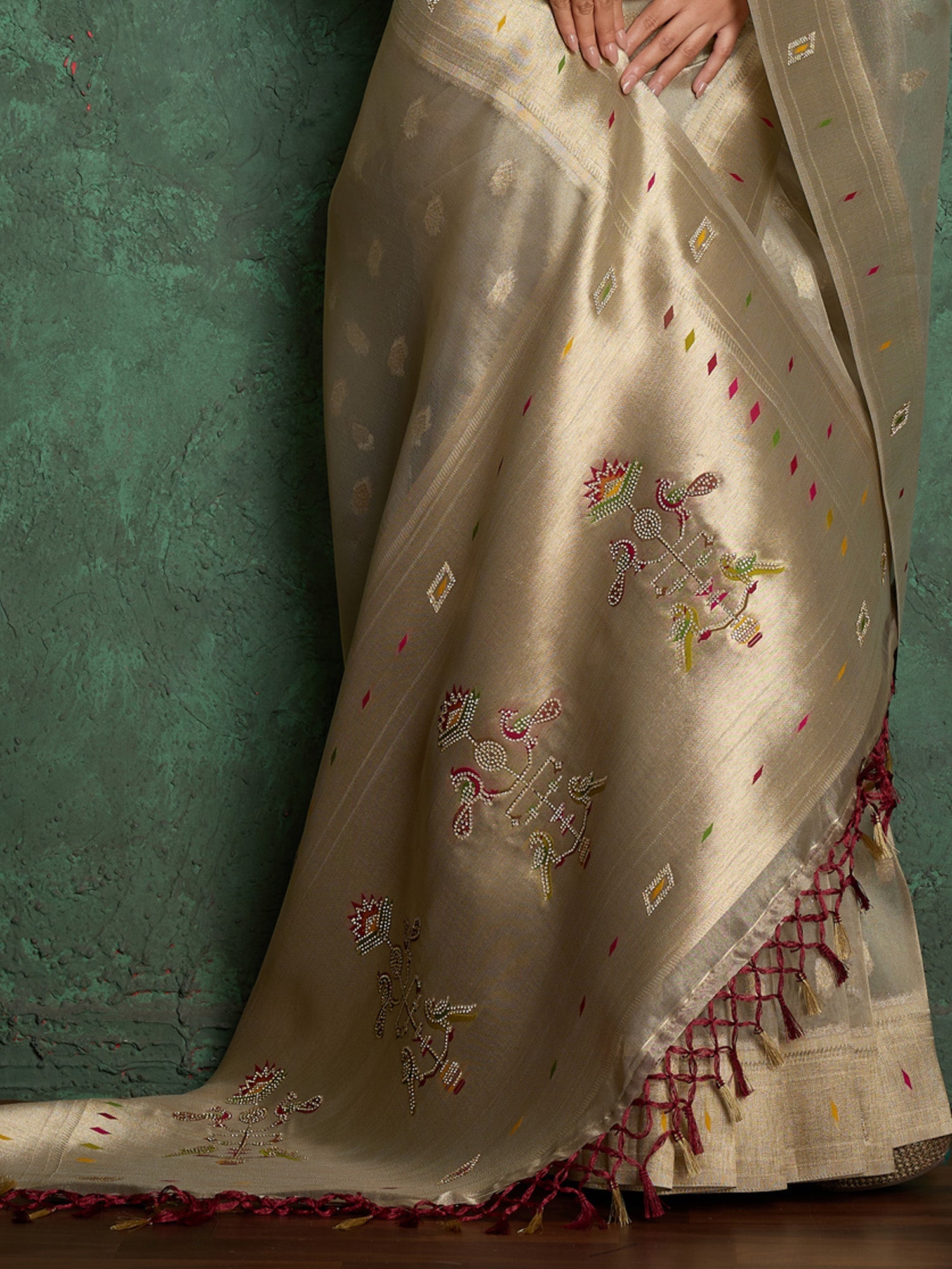 Tissue Biege Banarasi Silk Saree - Ressa