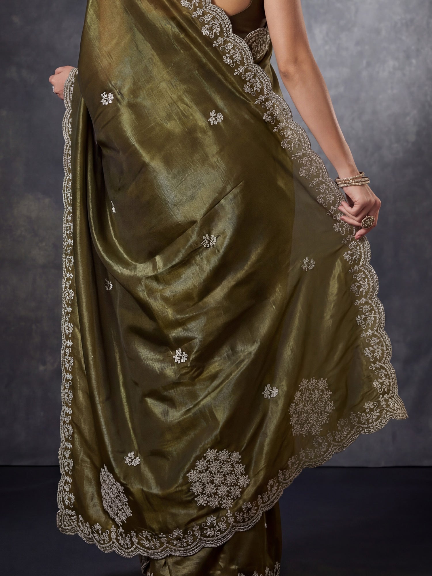 Tissue Silk : Cutwork Border Saree - Ressa