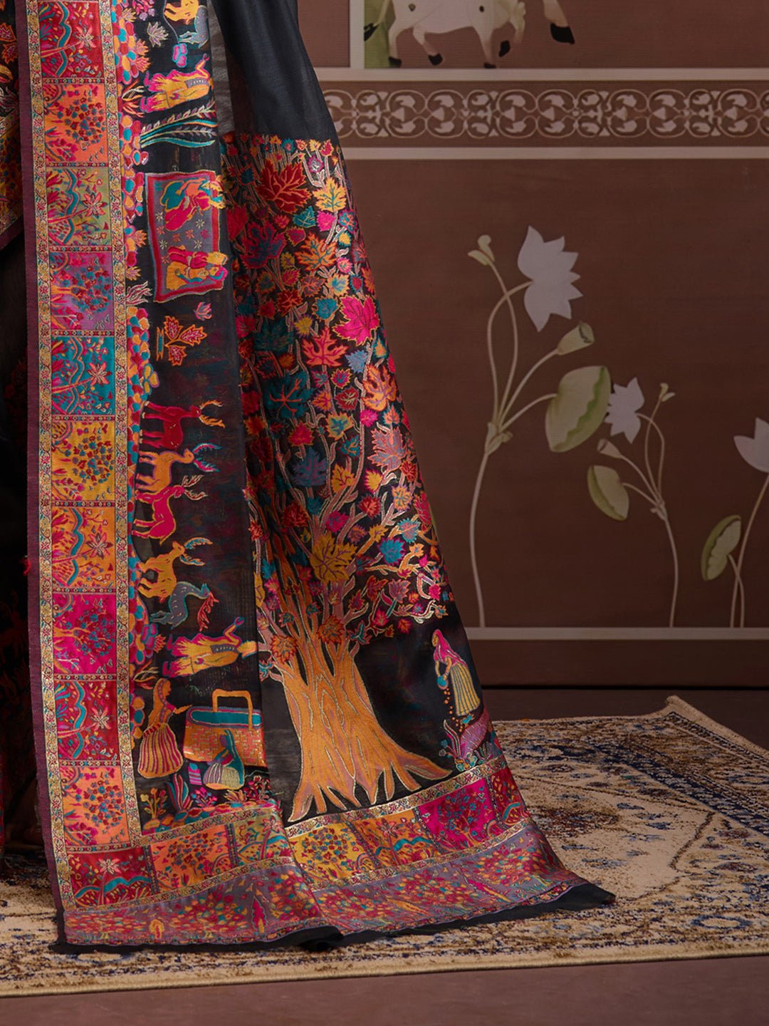 Traditional Heritage Motif Silk Blend Saree - Ressa