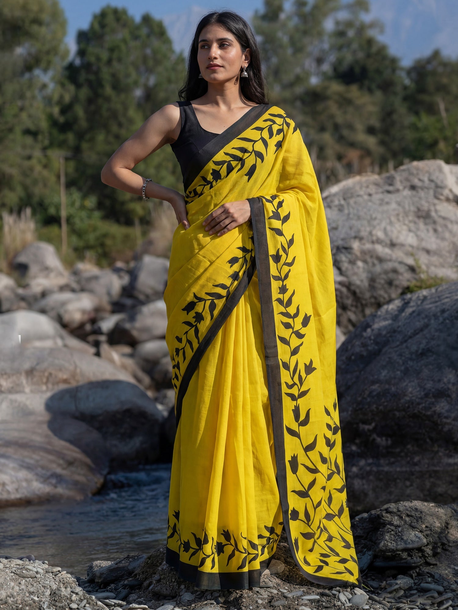 Tulip Vine Border Cotton Mulmul Saree - Ressa