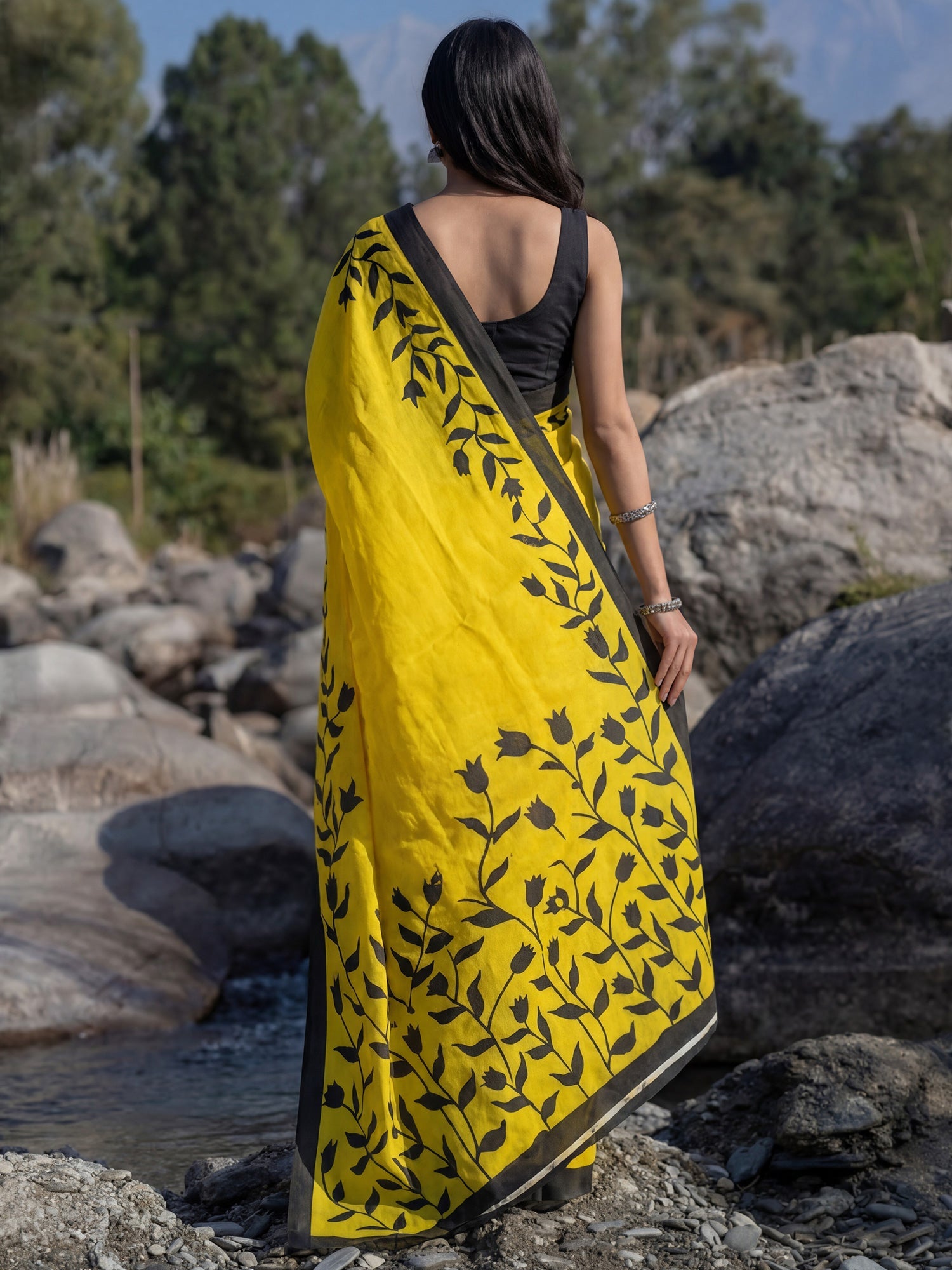 Tulip Vine Border Cotton Mulmul Saree - Ressa