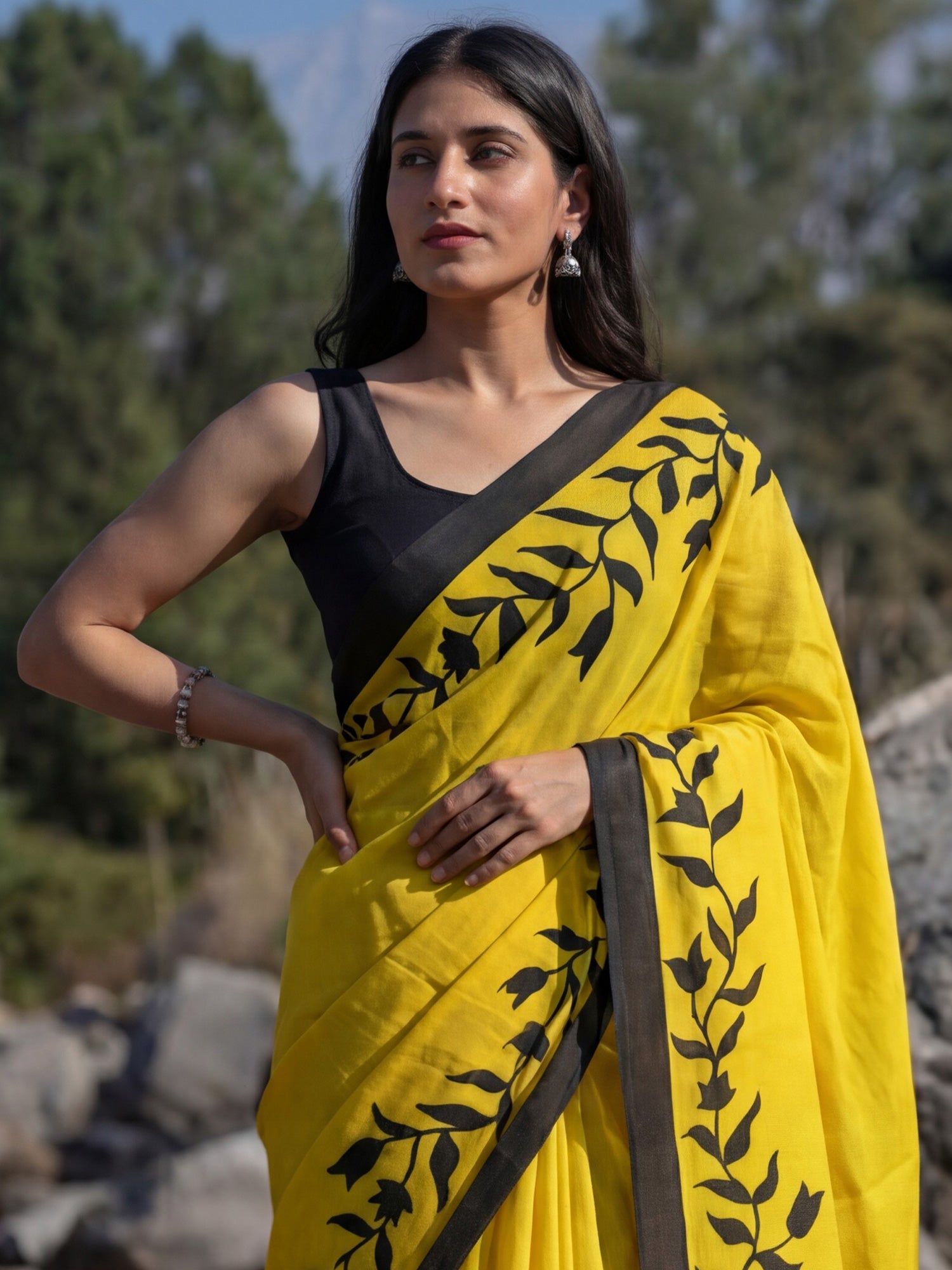 Tulip Vine Border Cotton Mulmul Saree - Ressa