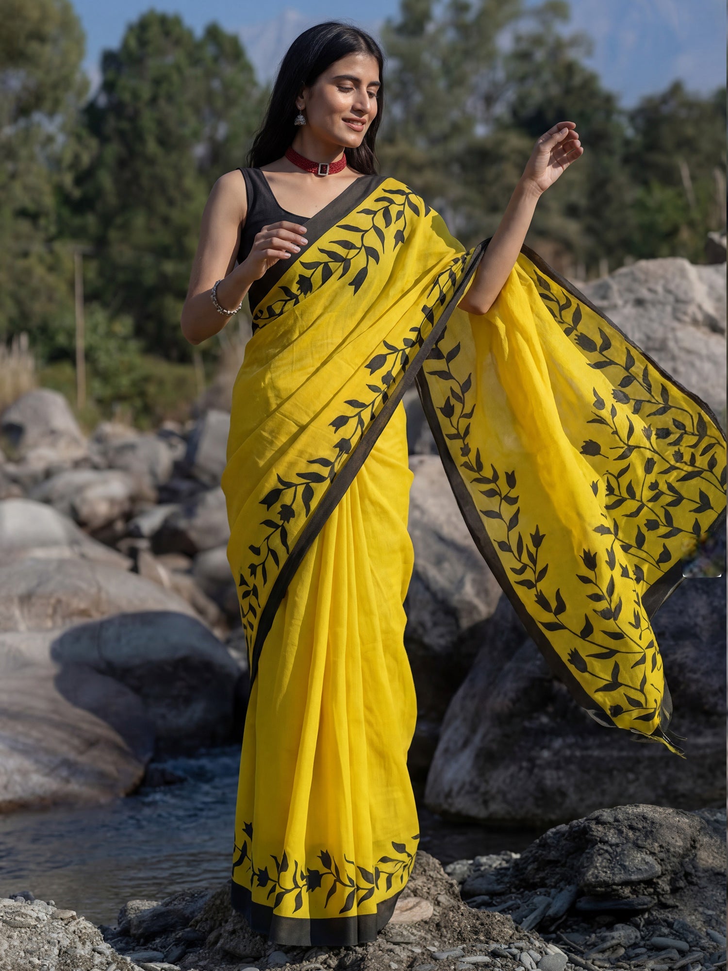 Tulip Vine Border Cotton Mulmul Saree - Ressa