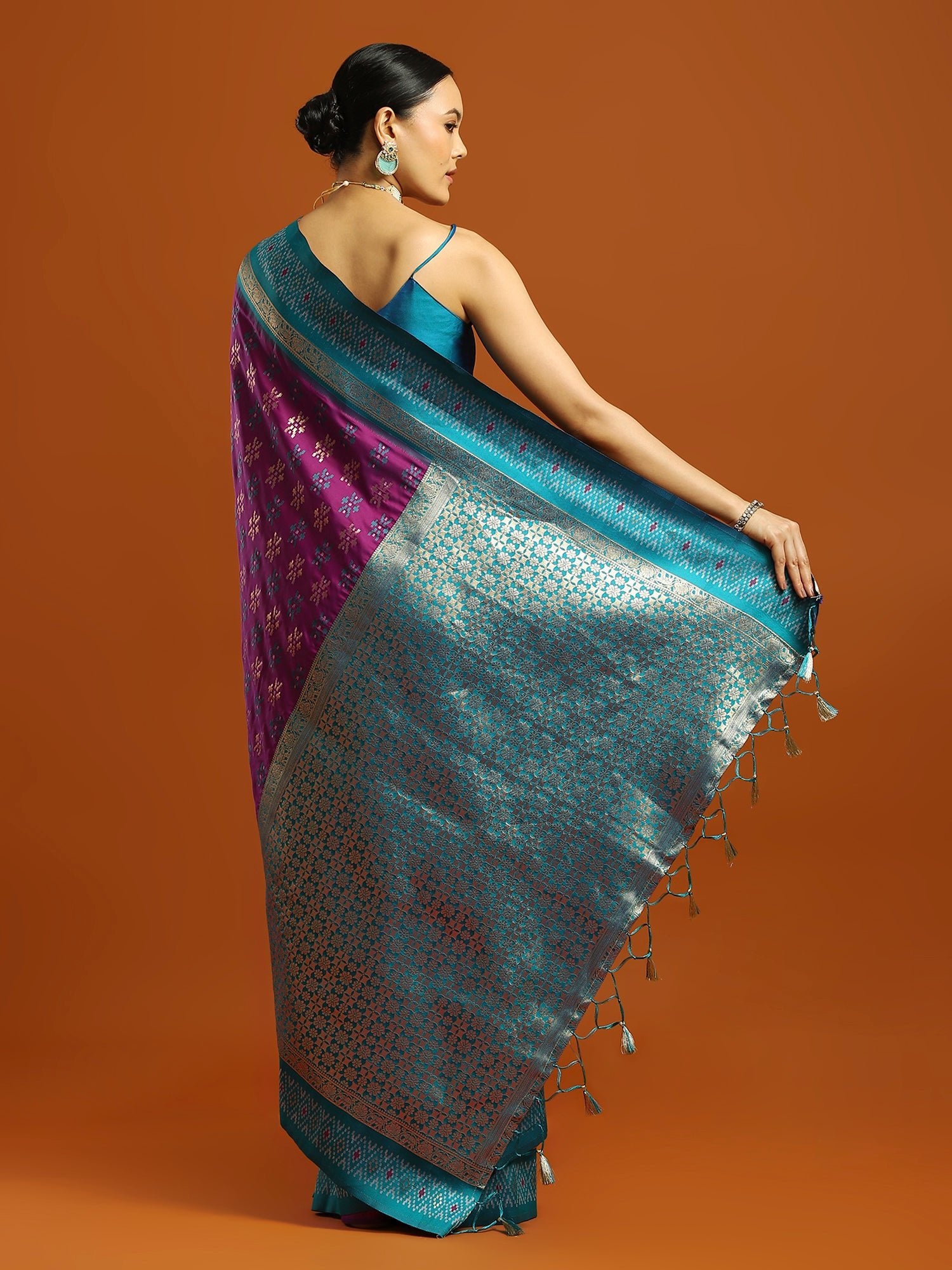Violet &amp; Teal&nbsp; Silk Blend : Banarasi Style : Zari Woven Butti saree - Ressa