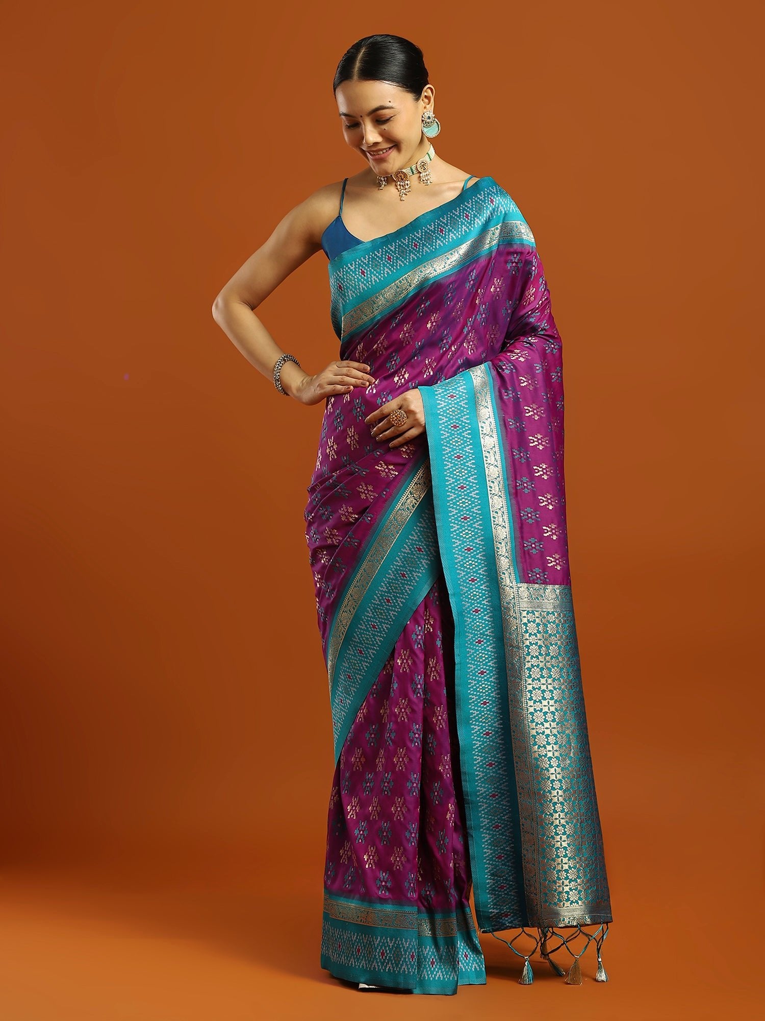 Violet &amp; Teal&nbsp; Silk Blend : Banarasi Style : Zari Woven Butti saree - Ressa