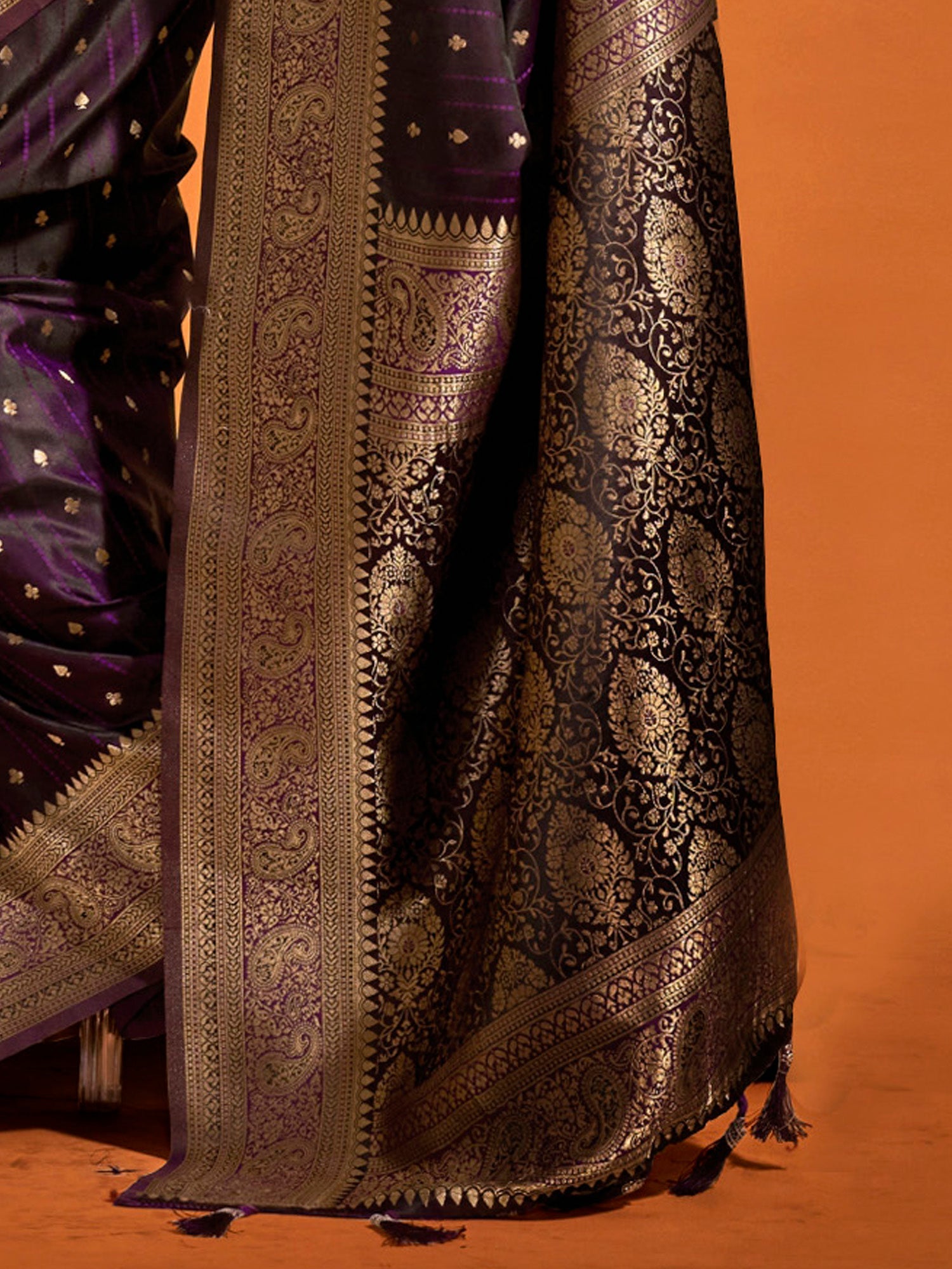 Violet Silk Blend Heritage Banarasi Style Saree - Ressa