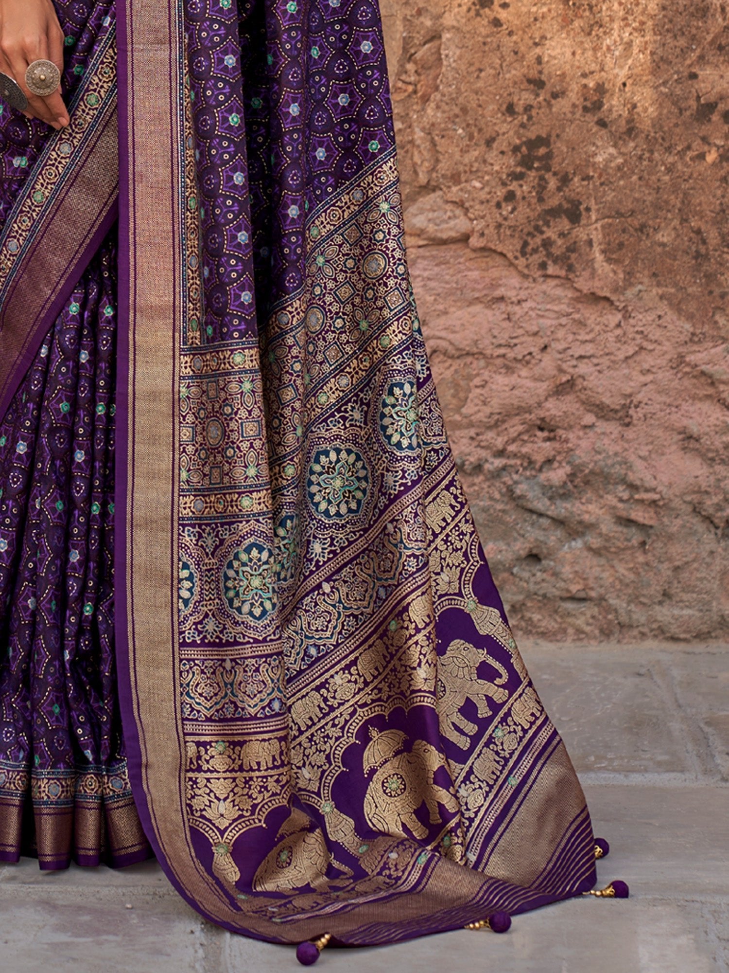 Violet Silk Blend Heritage Banarasi Style Zari Woven saree - Ressa