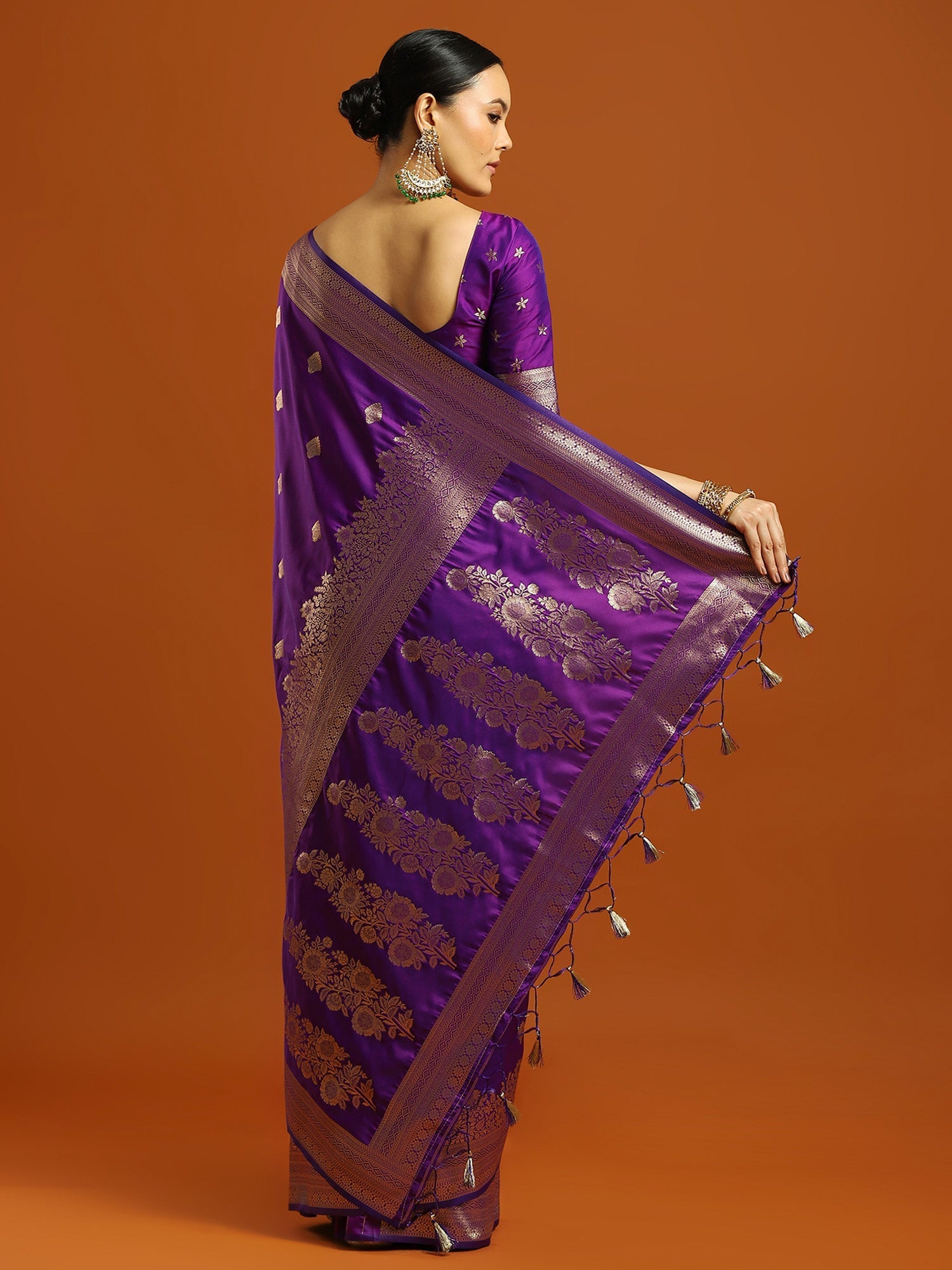 Violet With Gold Zari Woven Banarasi Silk Saree - Ressa