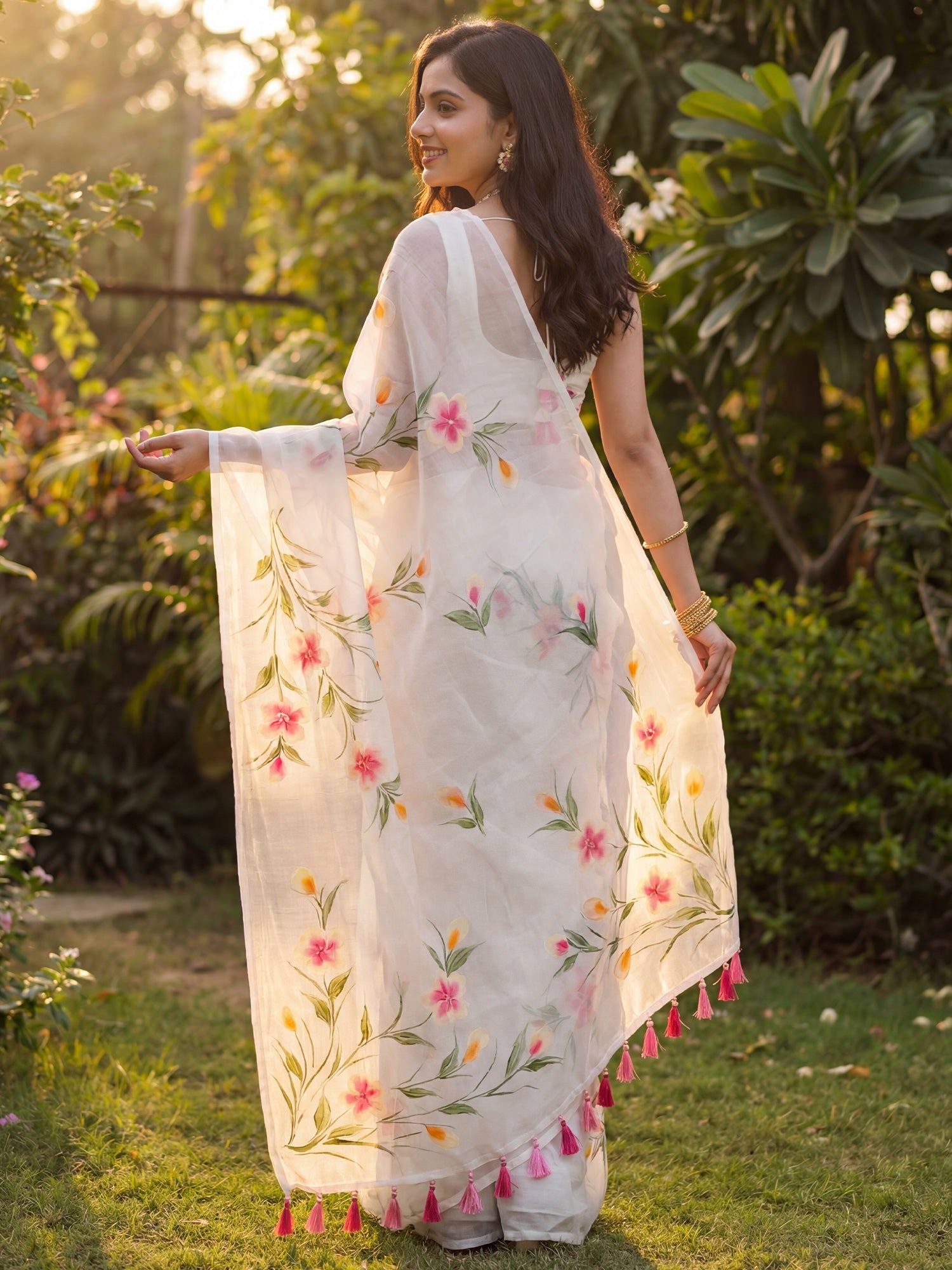 White Chinnon Hand Printed Saree - Ressa
