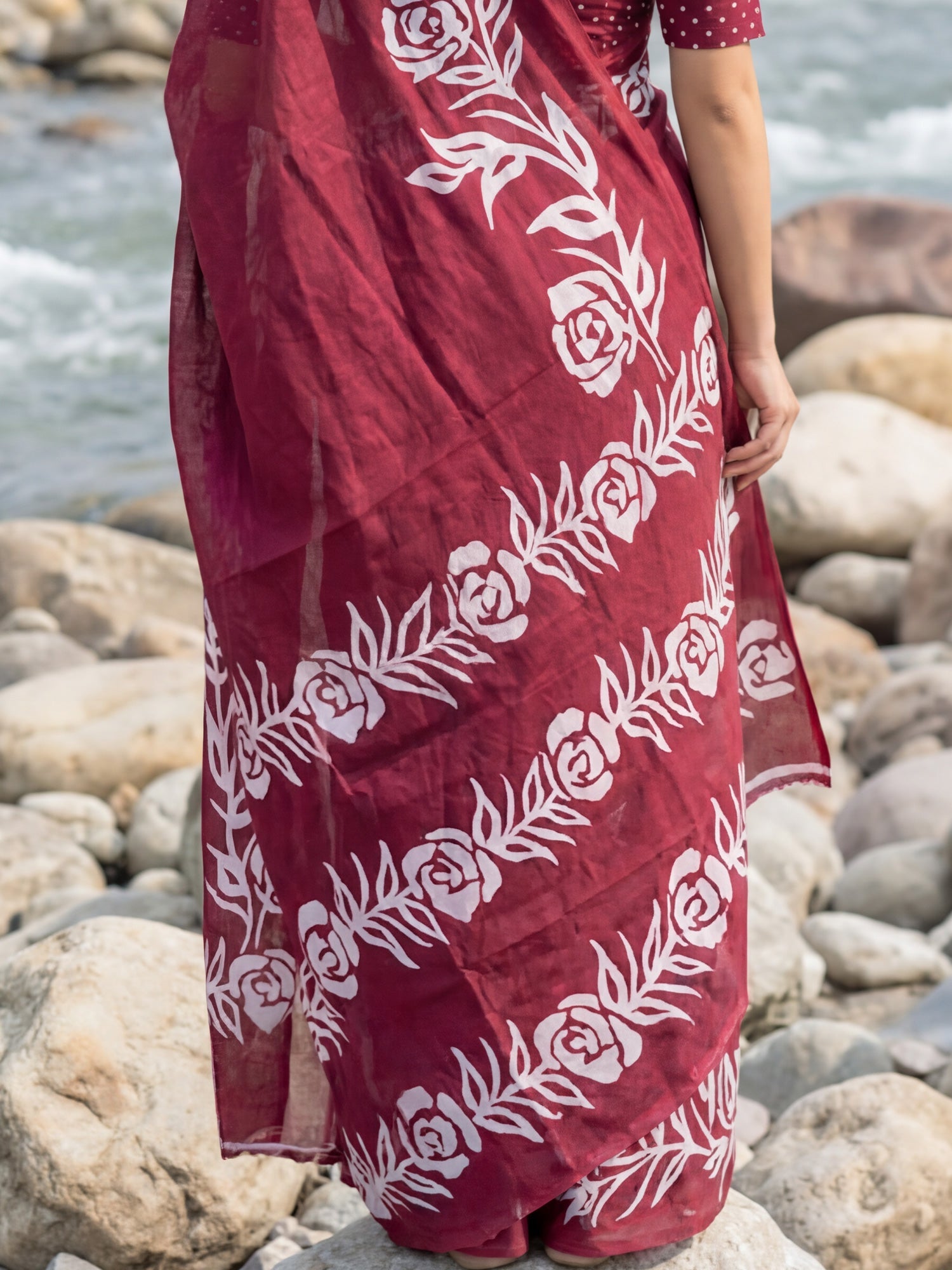 Wine Red Banarasi Silk Floral Jaal Zari Weaving Saree - Ressa