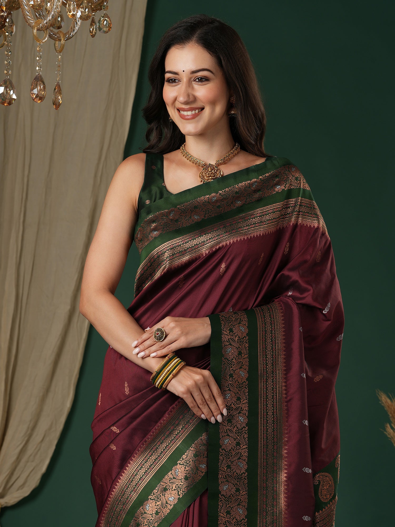 Wine Red & Emerald Green Banarasi Silk Zari Weaving Saree - Ressa