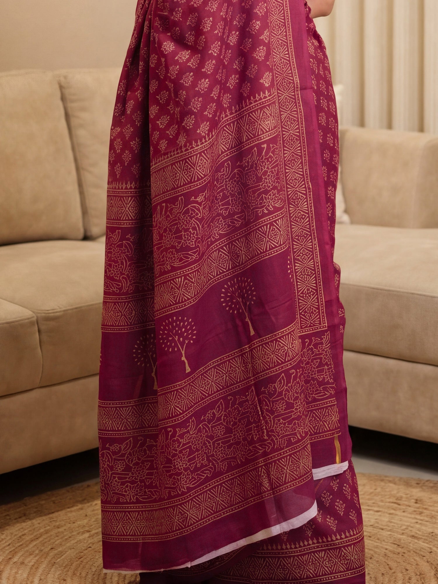 Wine Saree Madhubani Style Print Saree - Ressa