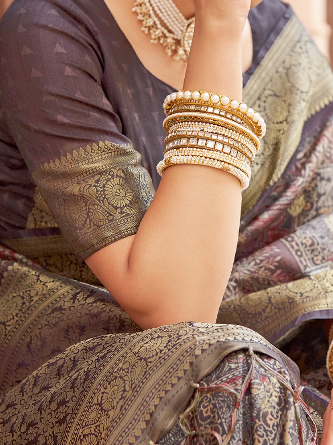 Woven Design Ethnic Motifs Zari Sungudi Saree - Ressa